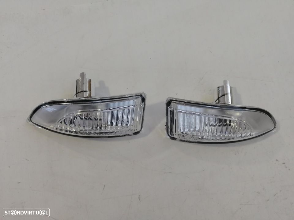 Farolim pisca espelho esquerdo / direito Renault scenic / renault laguna 2009 a 2016(novo) - 1