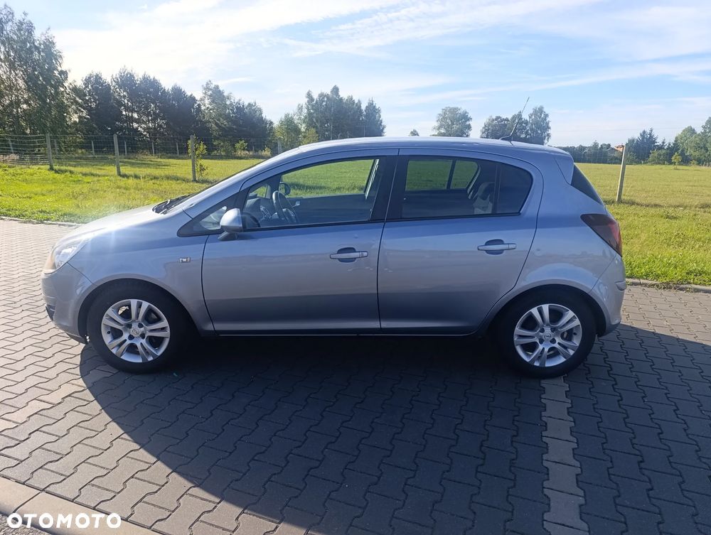 Opel Corsa 1.4 Cosmo - 7
