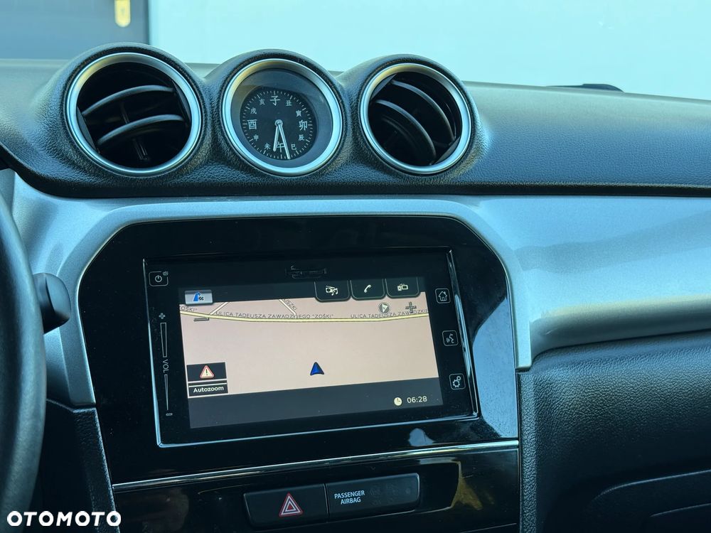 Suzuki Vitara 1.6 DDiS (4x4) Allgrip Comfort+ - 36