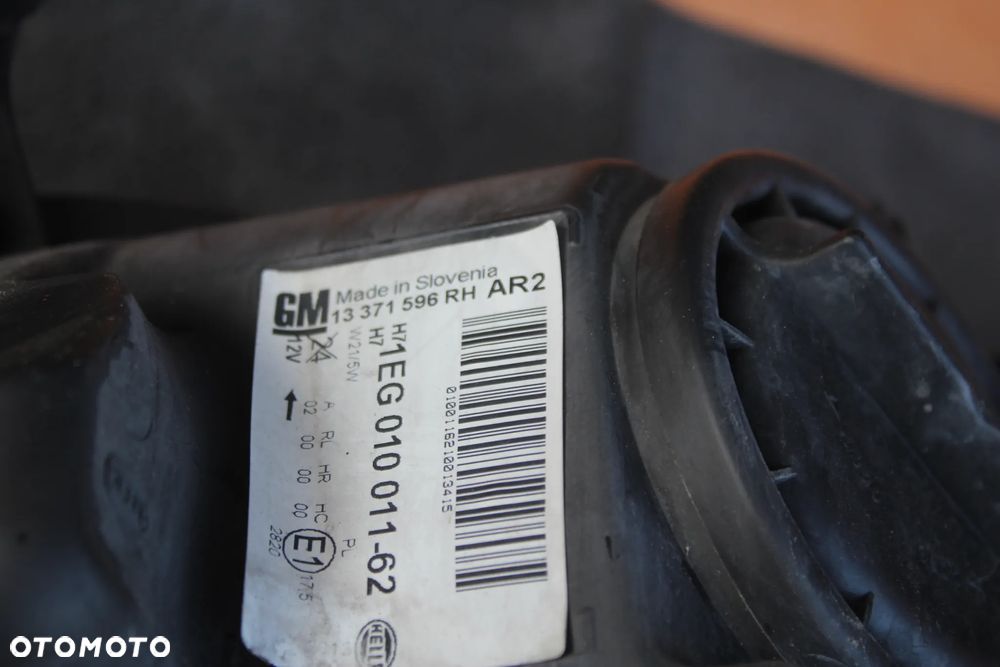 LAMPA PRAWA PRZEDNIA PRAWY PRZÓD OPEL ASTRA J CIEMNA 13371596 100% OK EUROPA BARDZO ŁADNA - 18