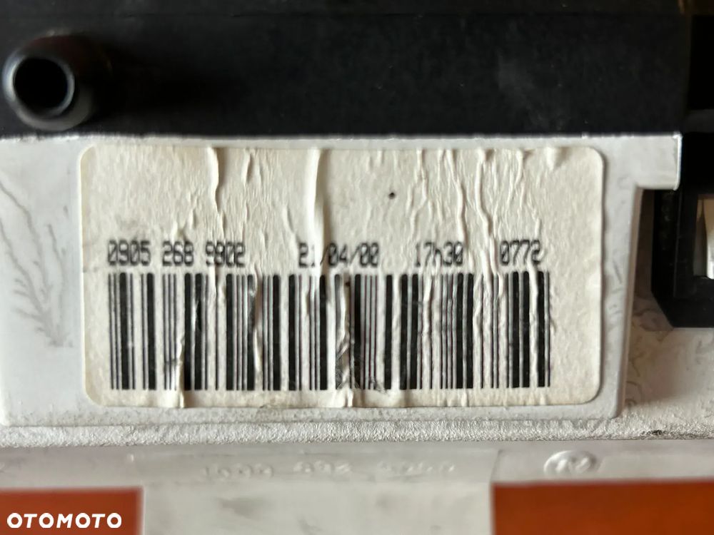 LICZNIK PRĘDKOŚCIOMIERZ MERCEDES A-KLASA W168 A1685404811 - 2