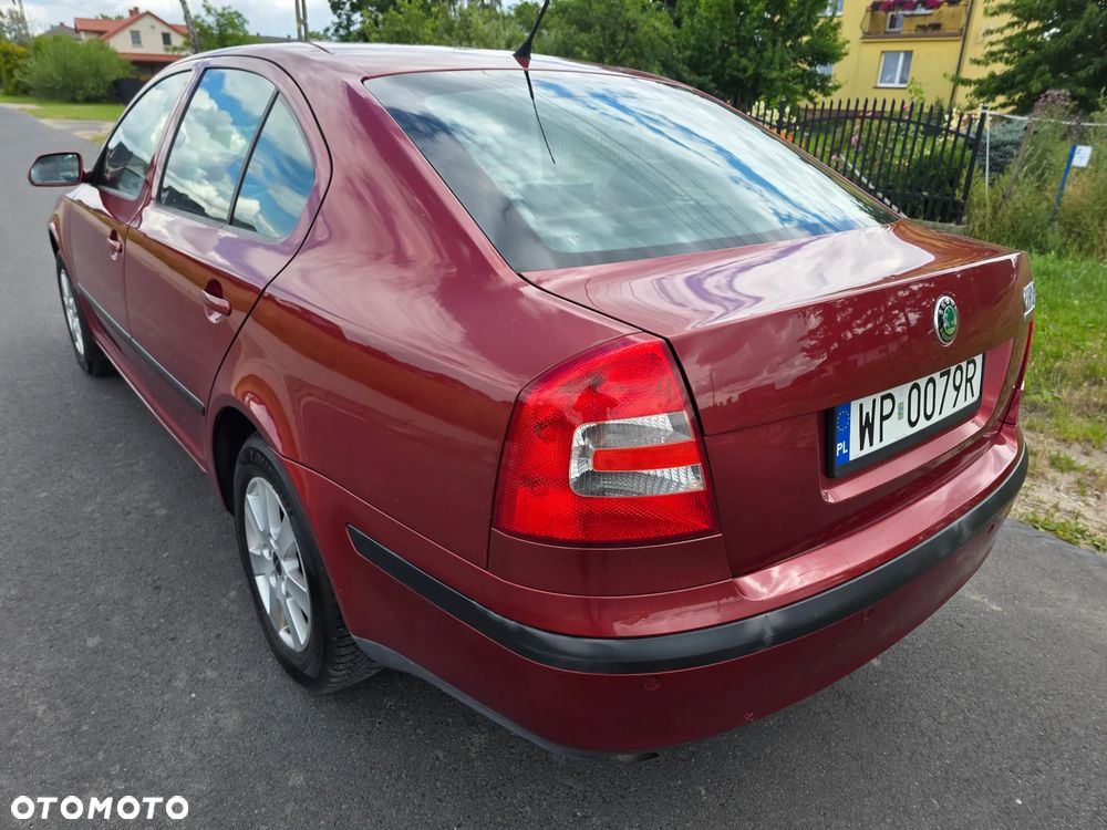 Skoda Octavia 1.6 Ambiente - 7