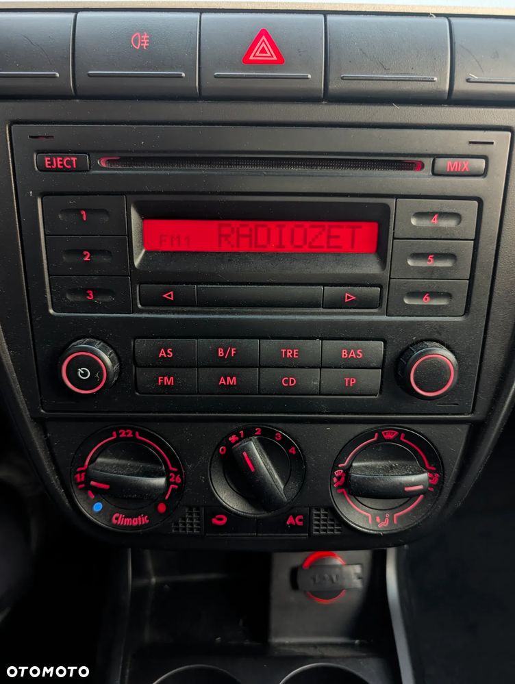 Volkswagen Fox - 12