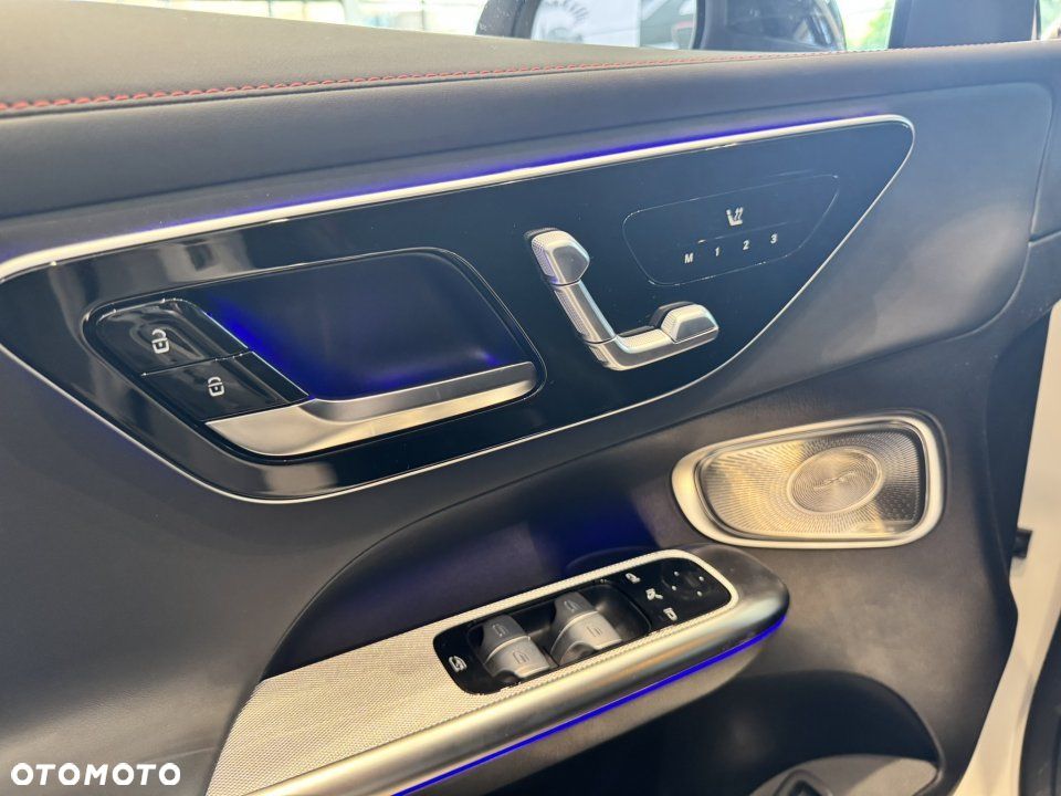 Mercedes-Benz GLC - 15
