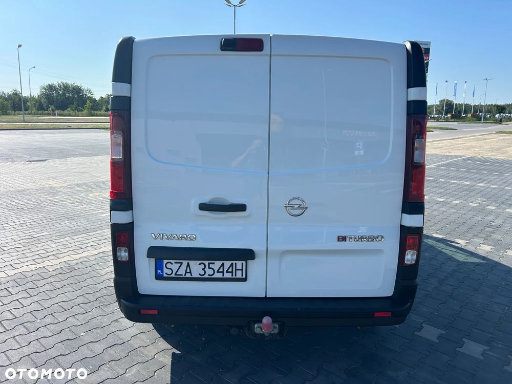 Opel VIVARO - 32