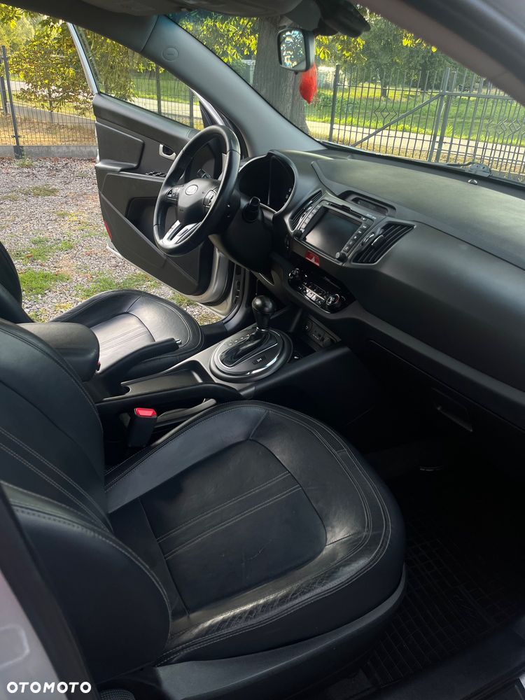 Kia Sportage 2.0 CRDI AWD Spirit - 12