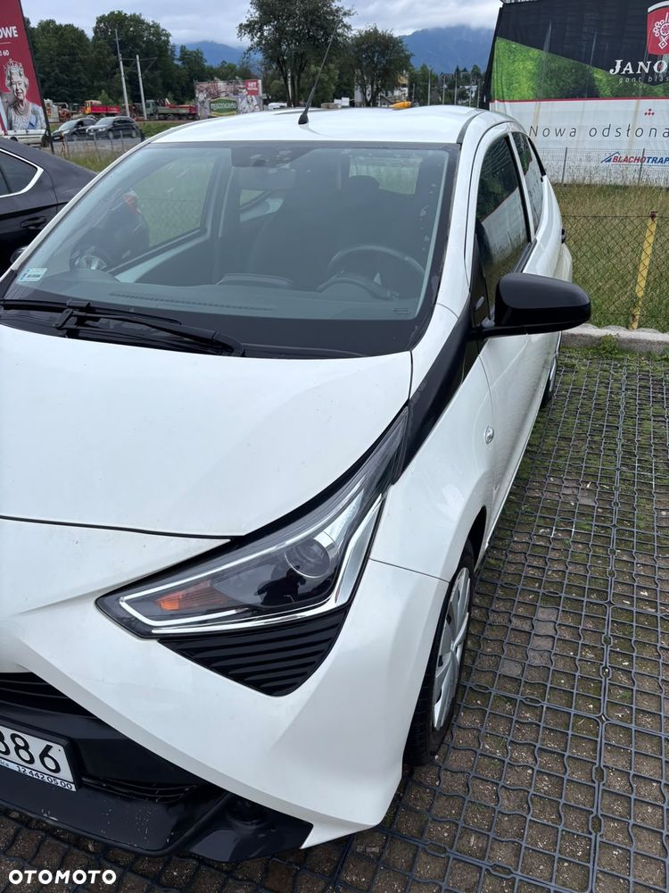Toyota Aygo x - 2