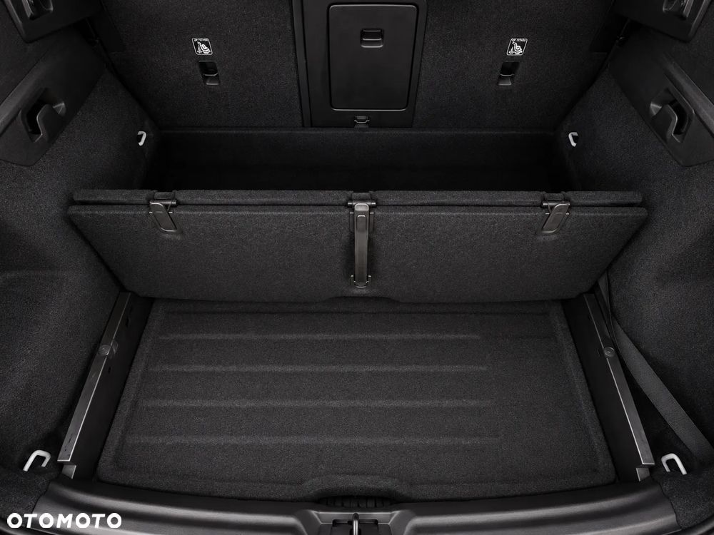 Volvo XC 40 B4 B R-Design - 34