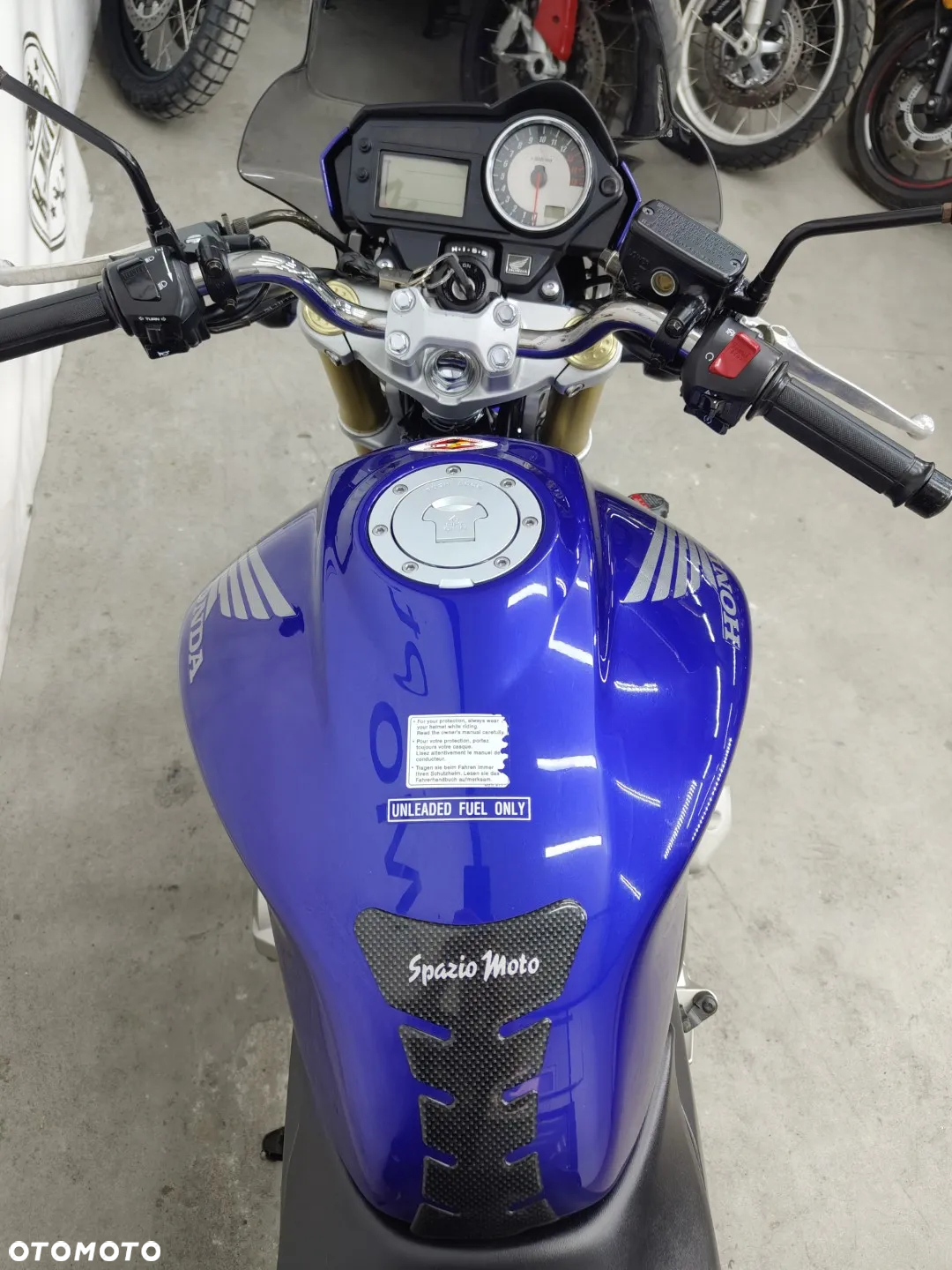 Honda Hornet - 11