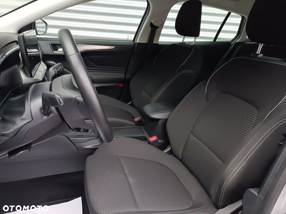 Ford Focus 1.0 EcoBoost Titanium - 13