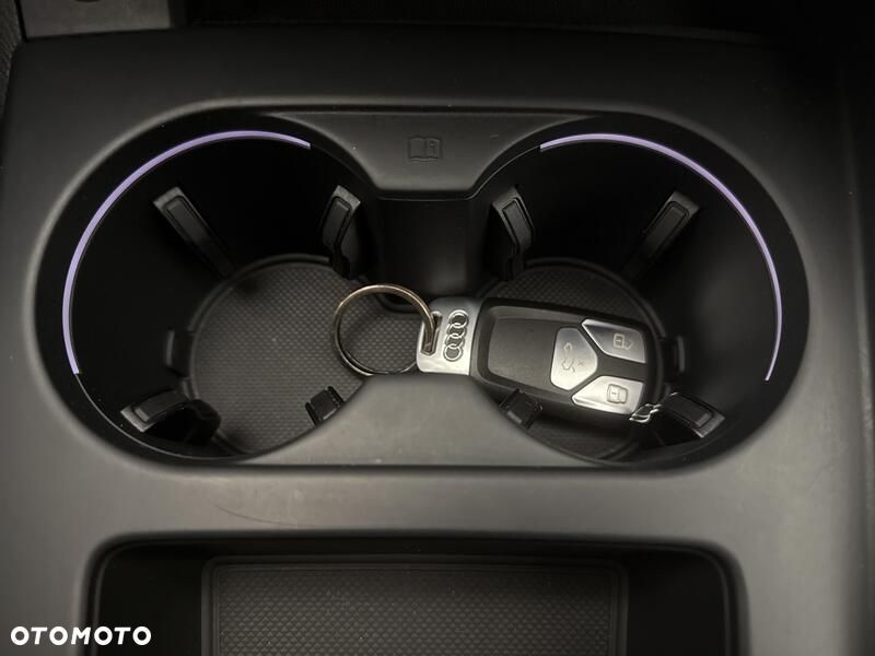 Audi A4 Limousine - 18