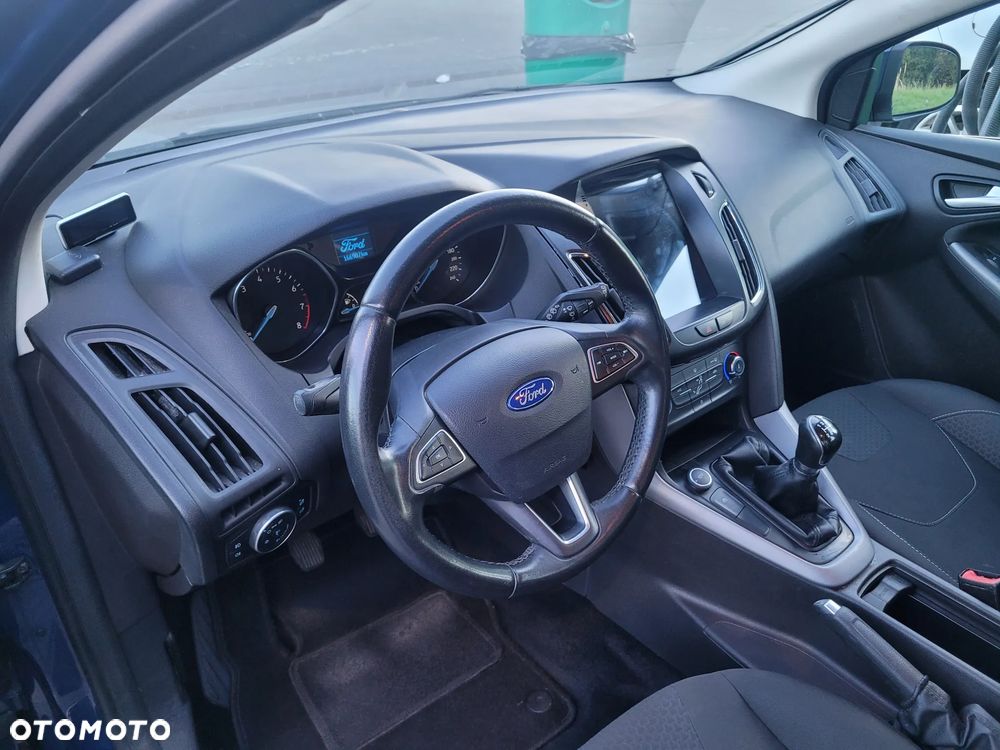 Ford Focus - 12