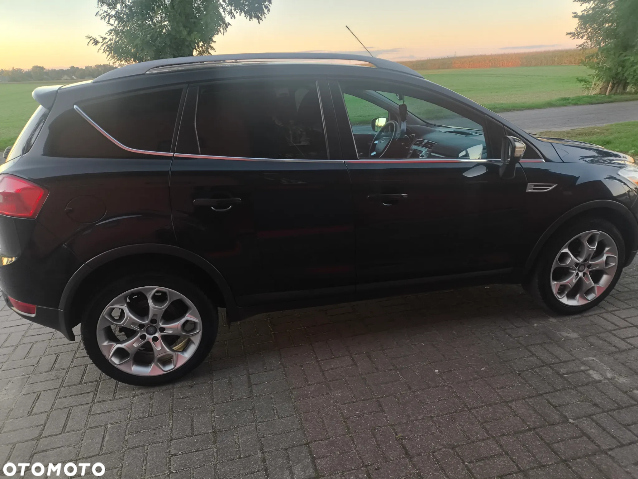 Ford Kuga 2.0 TDCi 4WD Titanium - 10