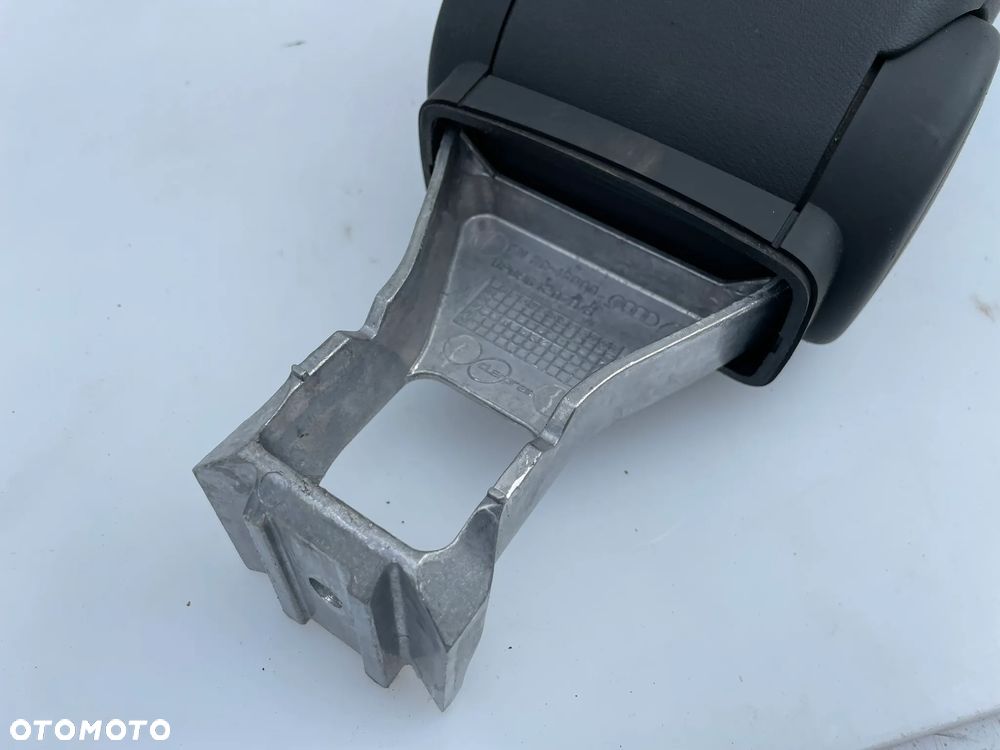 PODŁOKIETNIK ŚRODKOWY AUDI A3 8P - 6