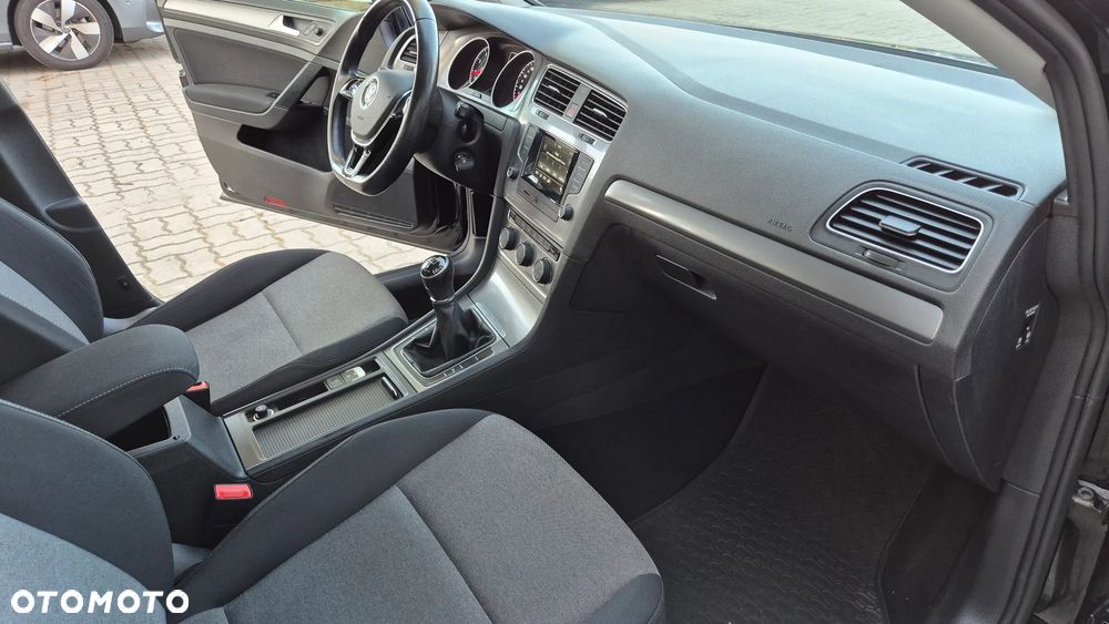 Volkswagen Golf 1.2 TSI BMT Trendline EU6 - 19