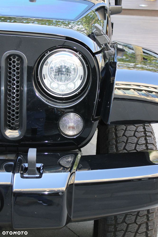 Jeep Wrangler - 9