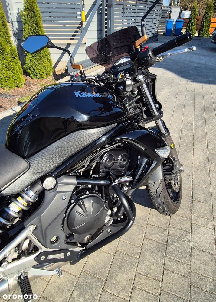 Kawasaki ER - 10