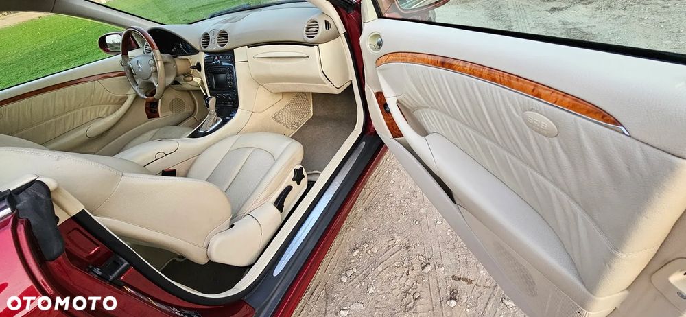 Mercedes-Benz CLK - 14