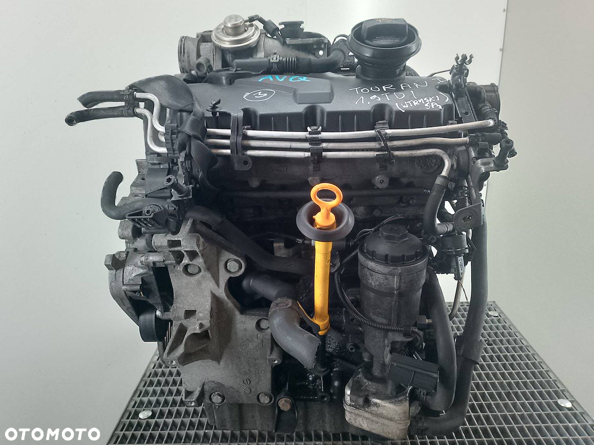 SILNIK VW TOURAN I AVQ 1.9 TDI - 2