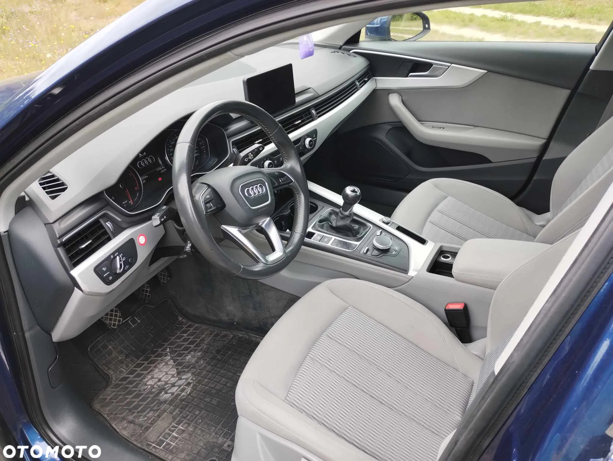 Audi A4 2.0 TDI clean diesel - 9
