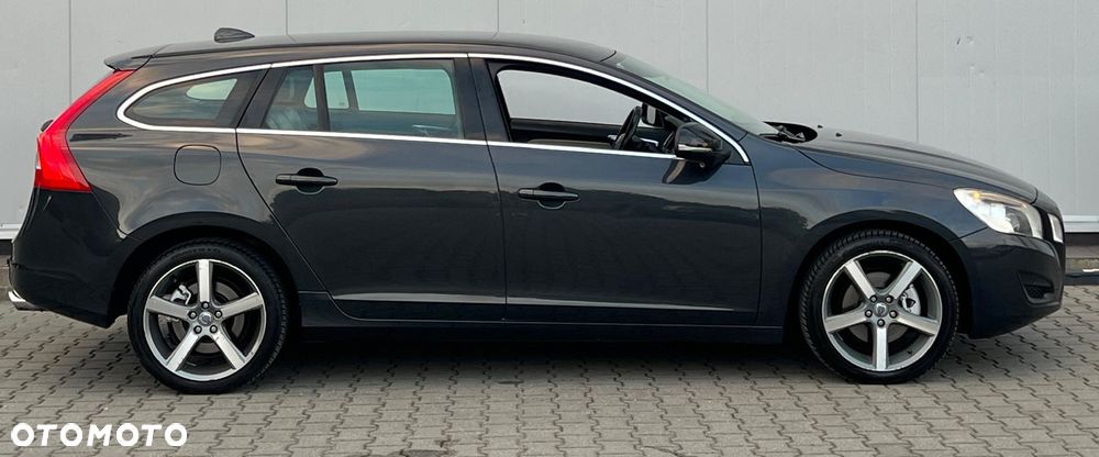Volvo V60 - 18