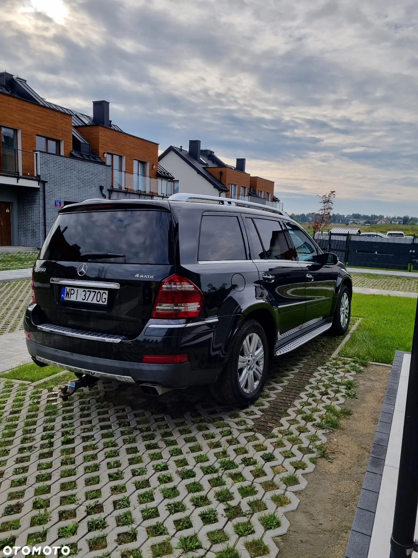 Mercedes-Benz GL 500 4Matic 7G-TRONIC - 2
