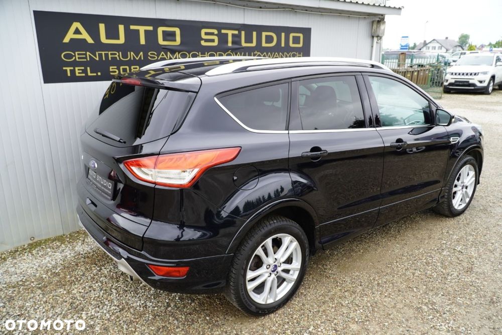 Ford Kuga 2.0 TDCi 2x4 ST-Line - 39