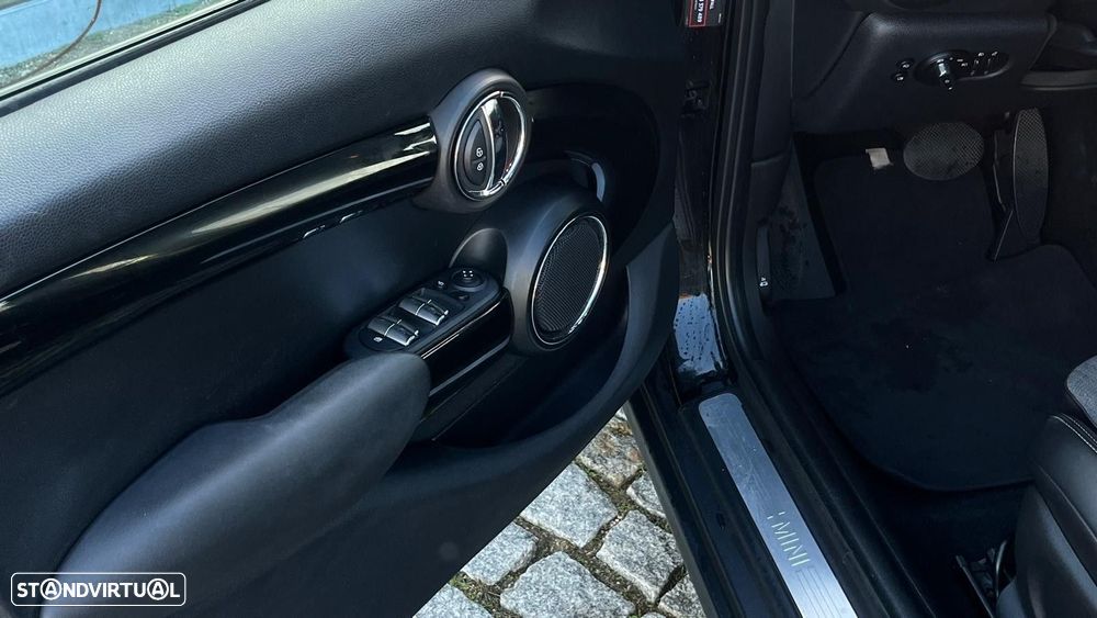 MINI 5 Portas One Auto - 21