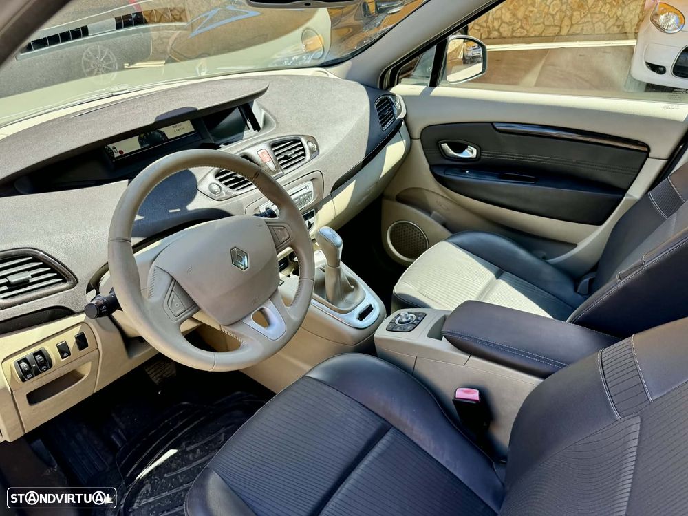 Renault Scénic 1.5 dCi Dynamique S EDC - 11