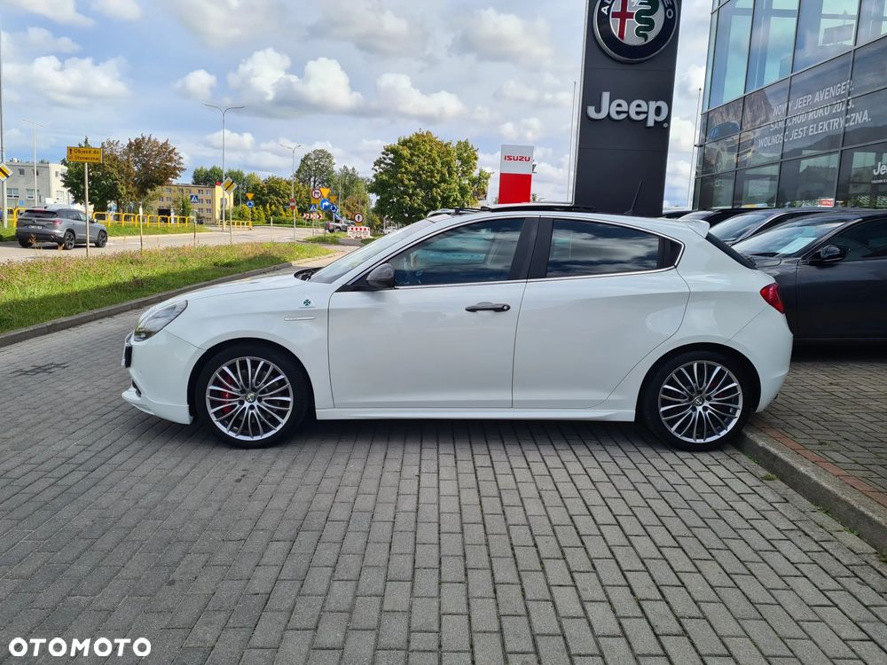 Alfa Romeo Giulietta 1750 TBi QV TCT - 4
