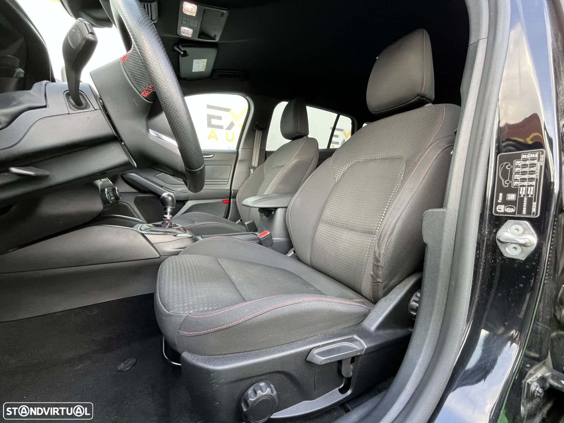 Ford Focus SW 2.0 TDCi EcoBlue ST-Line - 15