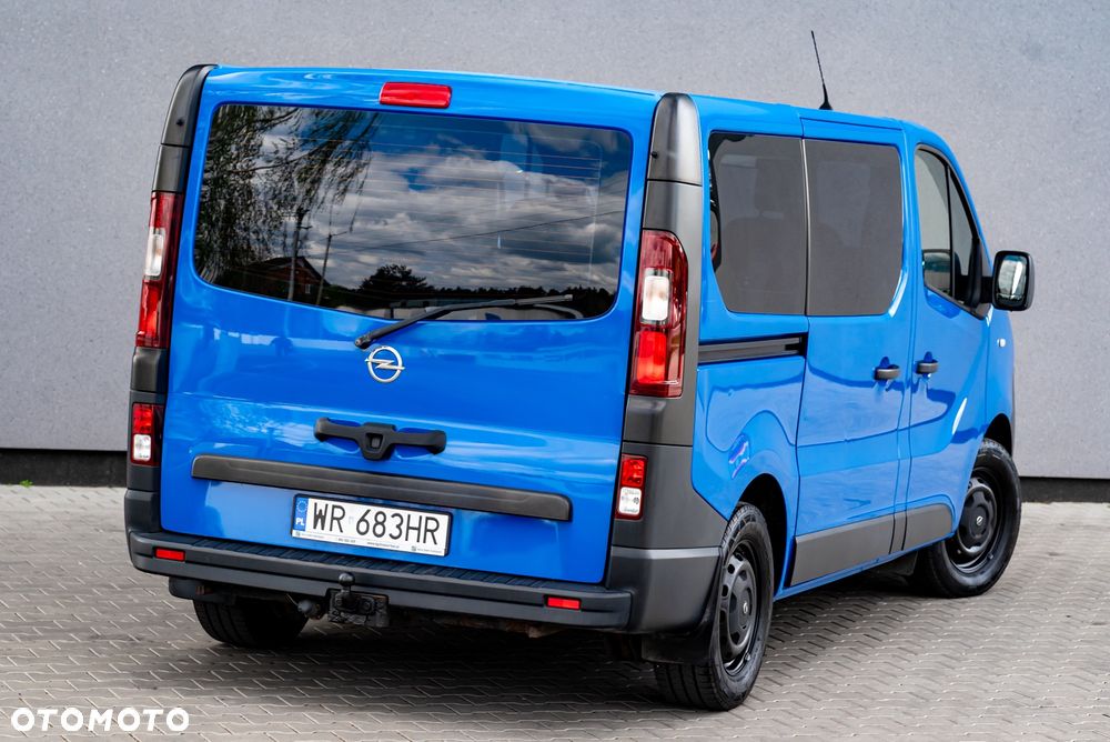 Opel Vivaro - 10