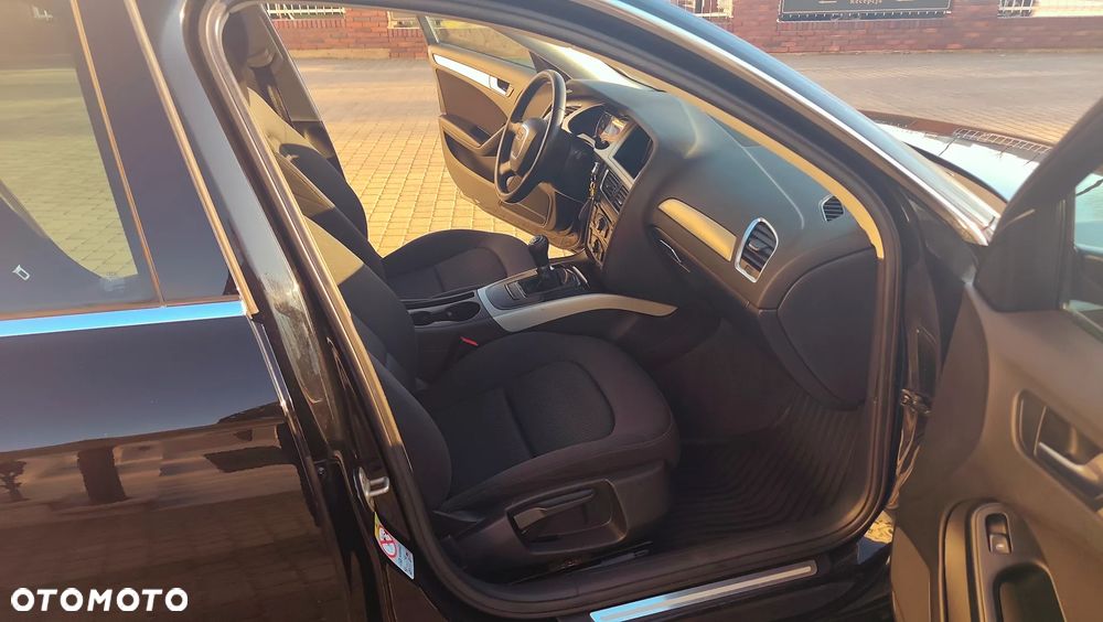 Audi A4 Avant 1.8 TFSI Attraction - 23