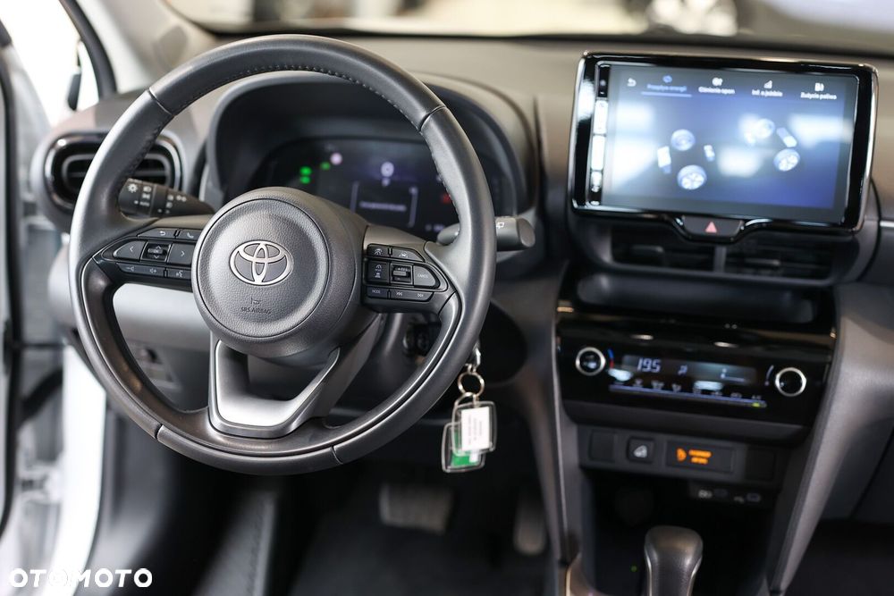Toyota Yaris Cross - 33
