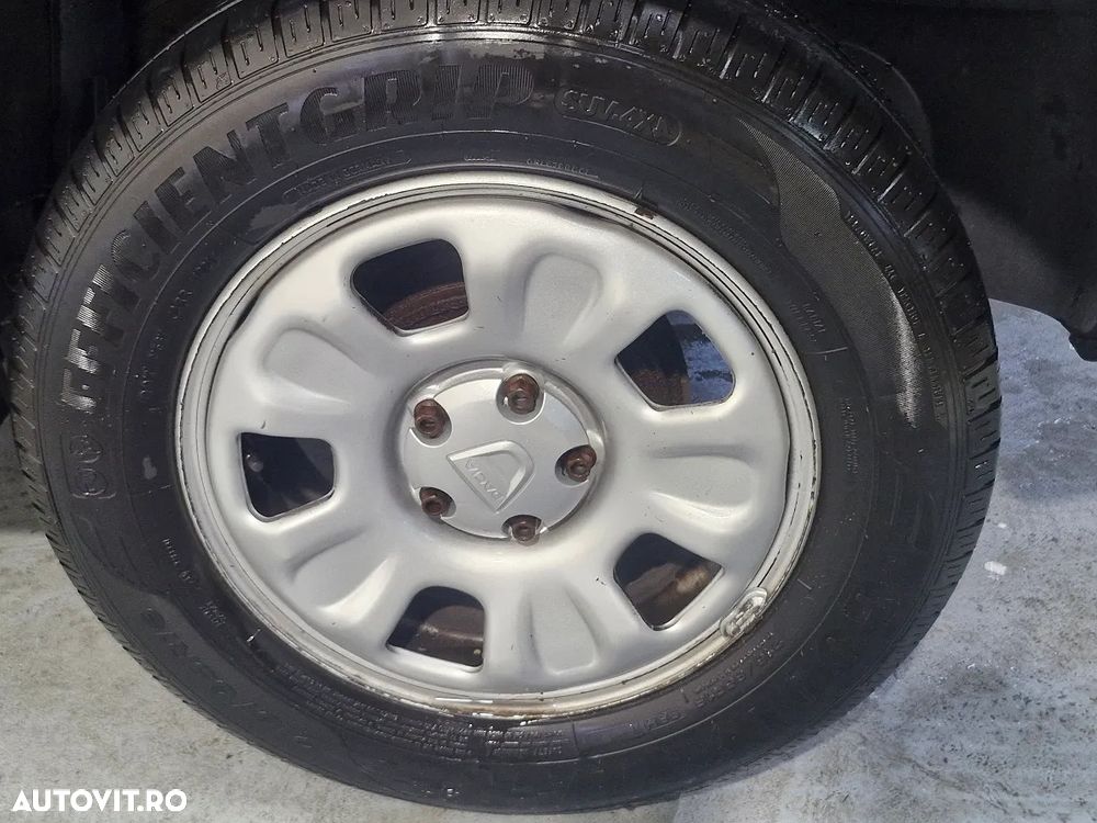 Dacia Duster 1.5 dCi 4x4 Laureate - 5