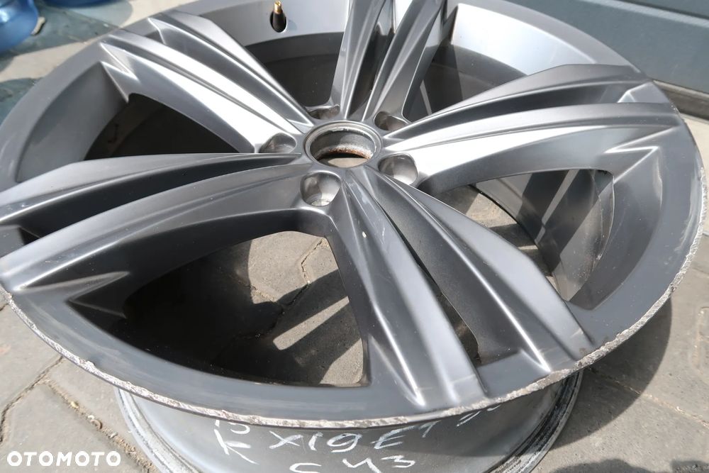 C43/C44 FELGA VW TIGUAN  5NN601025R 8,5X19ET38 - 2