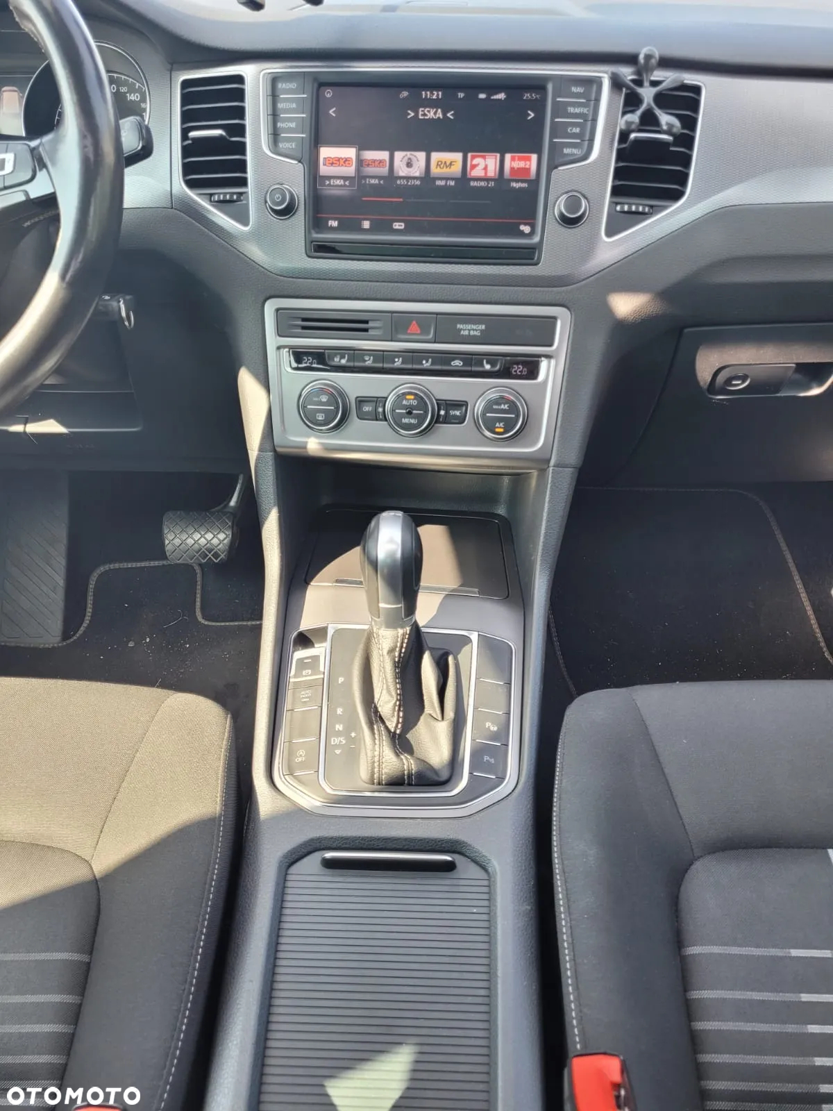 Volkswagen Golf Sportsvan 2.0 TDI BlueMotion Technology DSG Lounge - 9