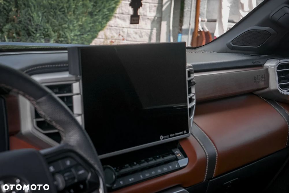 Toyota Tundra - 17
