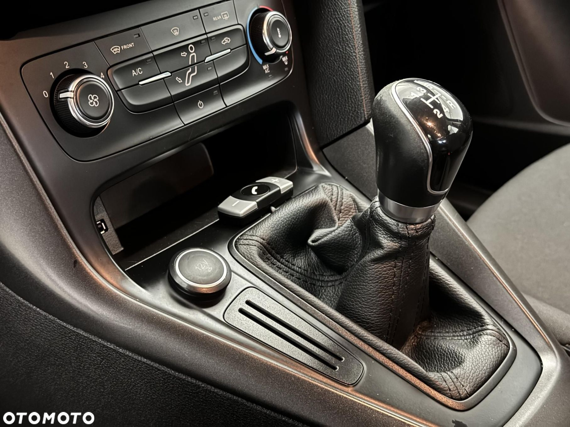 Ford Focus - 13