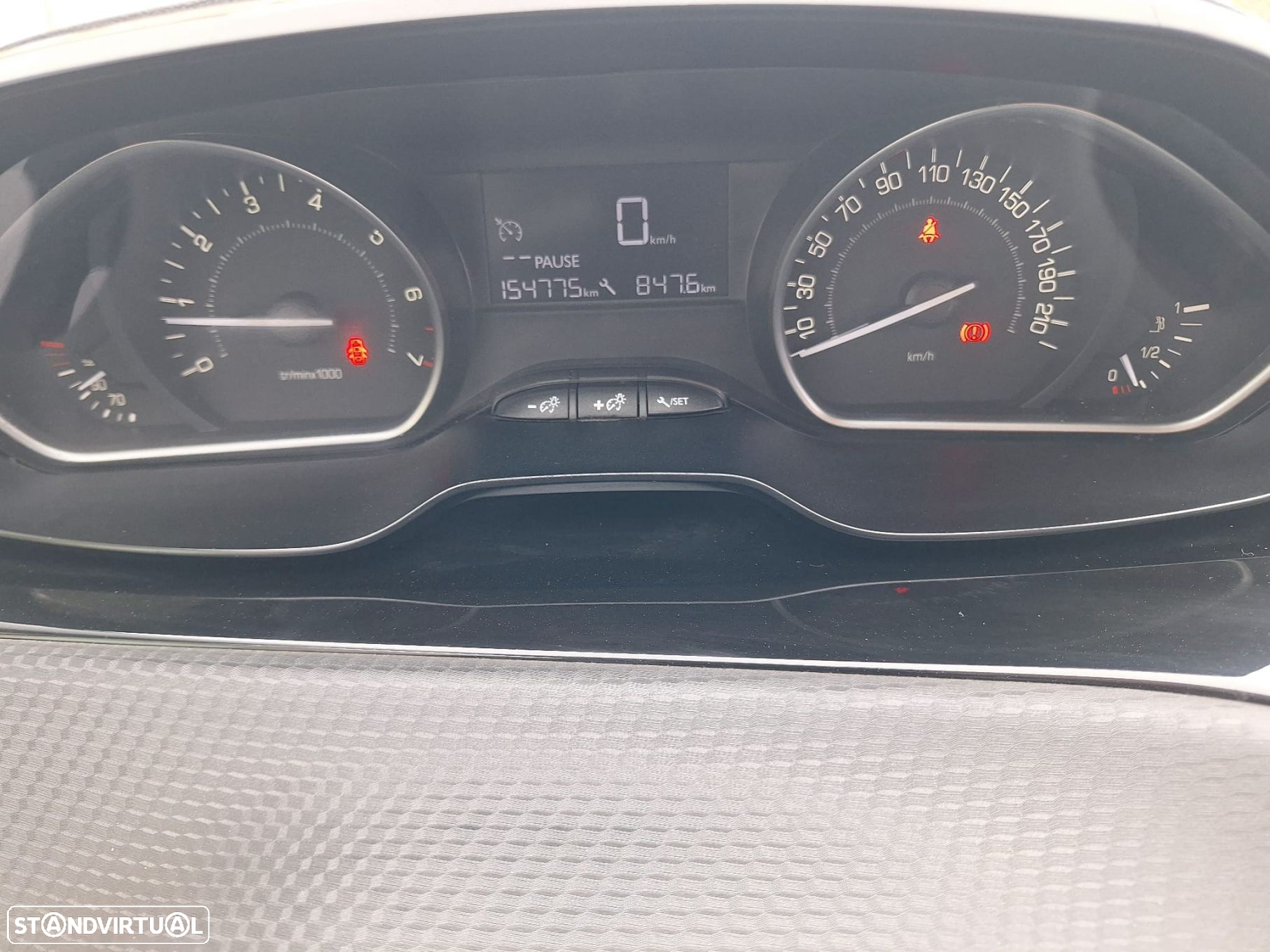 Peugeot 208 1.2 PureTech Style - 26