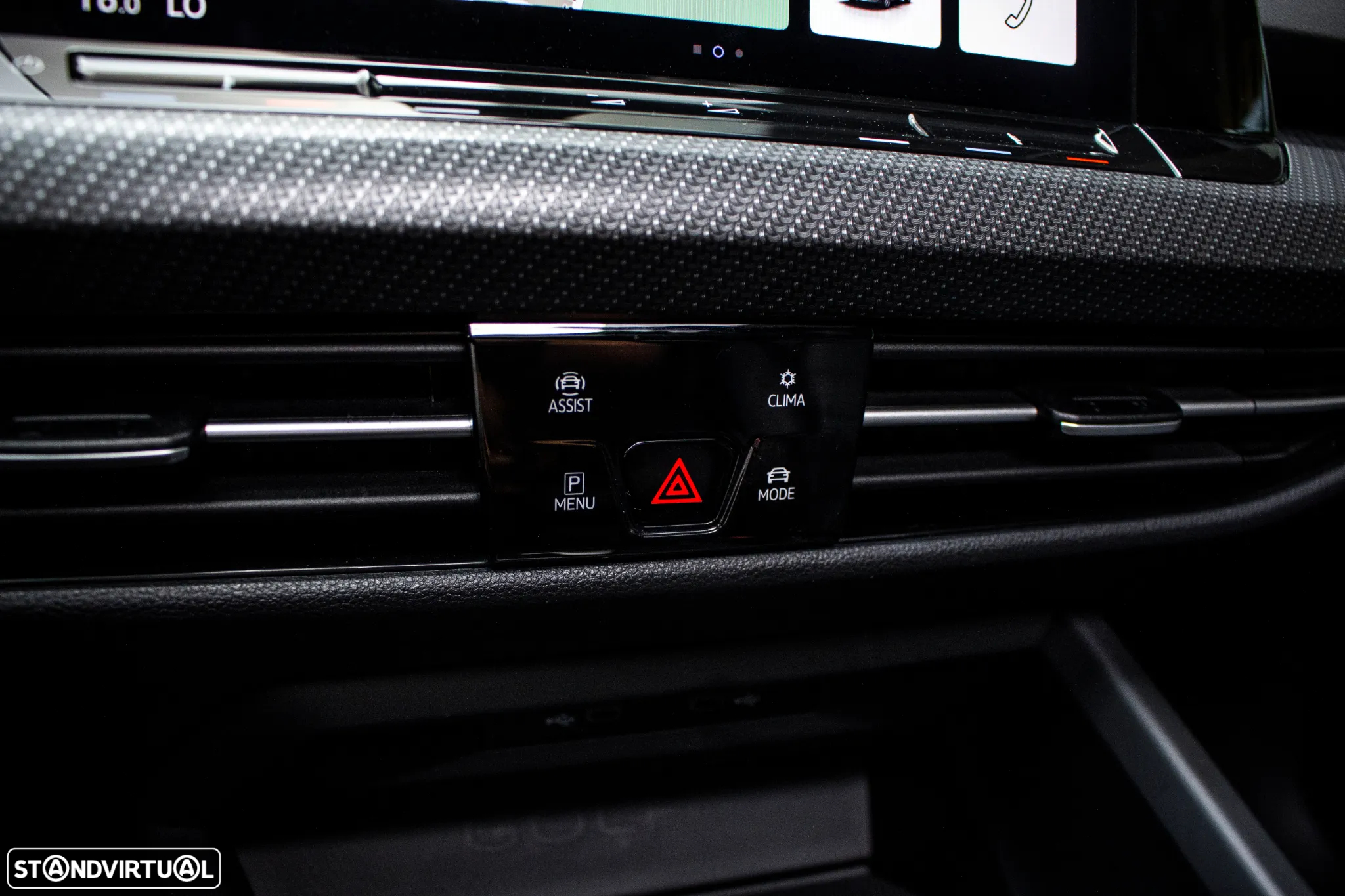 VW Golf 2.0 TSI R DSG - 26