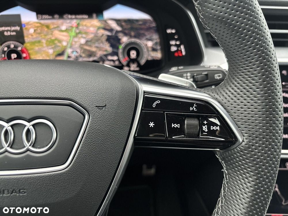 Audi S6 Avant - 15
