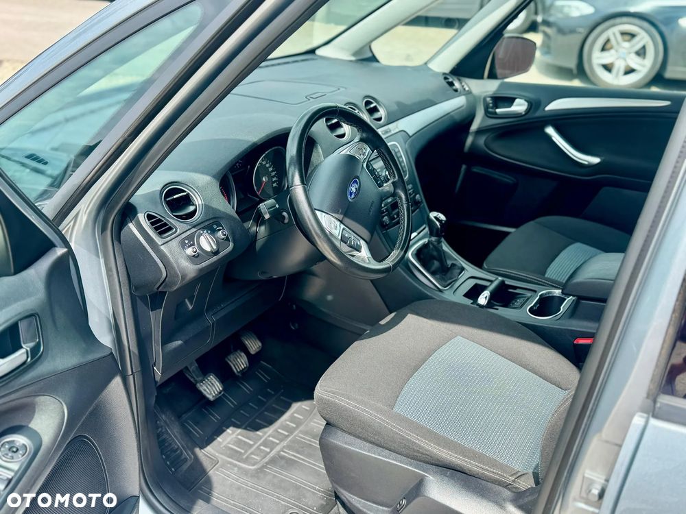 Ford Galaxy 2.0 FF Titanium - 21