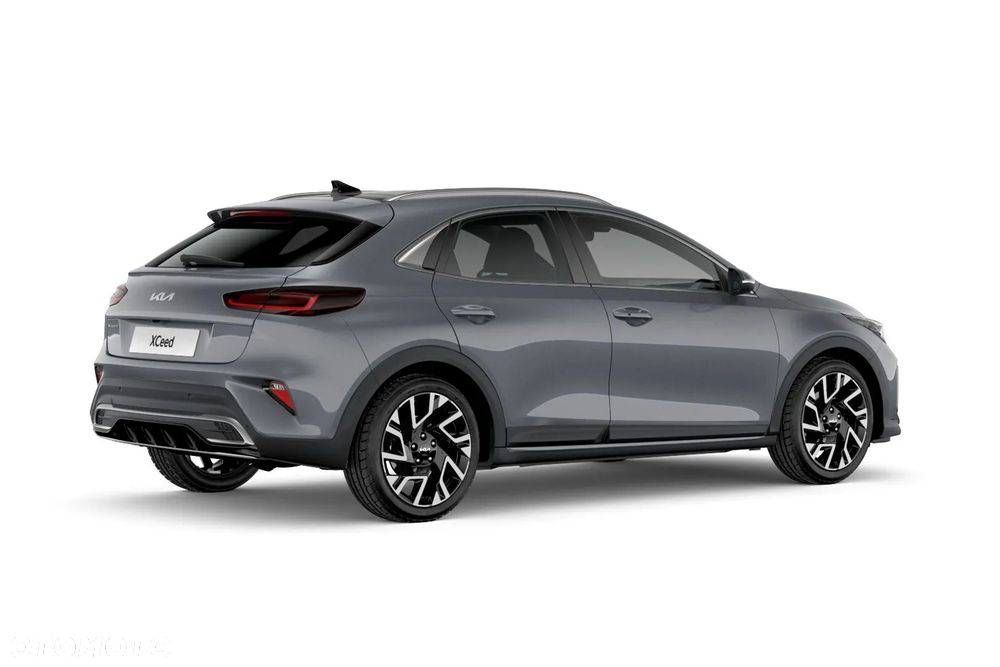 Kia XCeed 1.5 T-GDI Business Line DCT - 3
