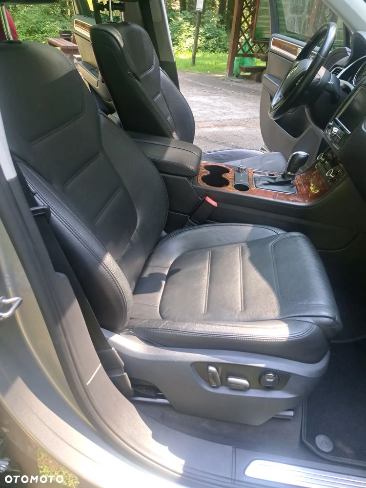Volkswagen Touareg - 22