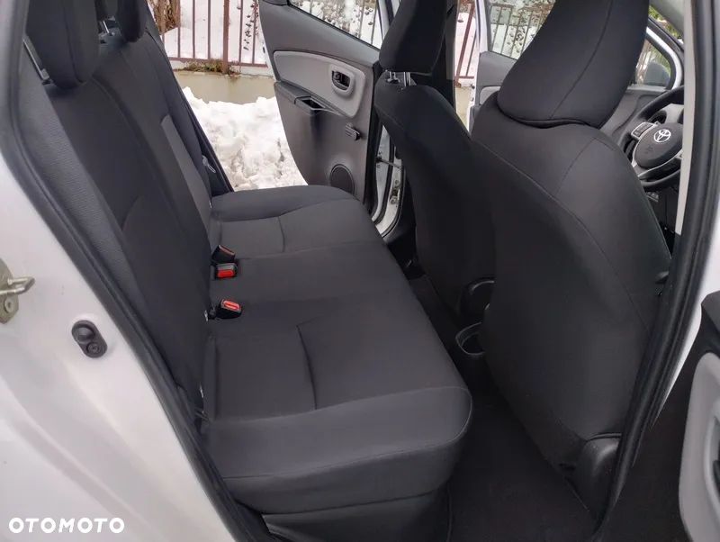 Toyota Yaris - 9