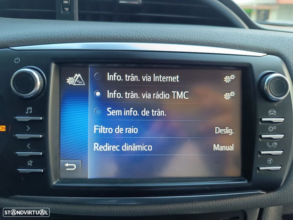 Toyota Yaris 1.5 HSD Comfort+Navi - 43