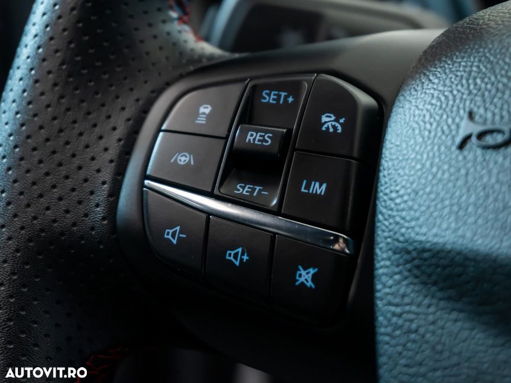 Ford Kuga 2.5 Duratec PHEV ST-LINE - 27