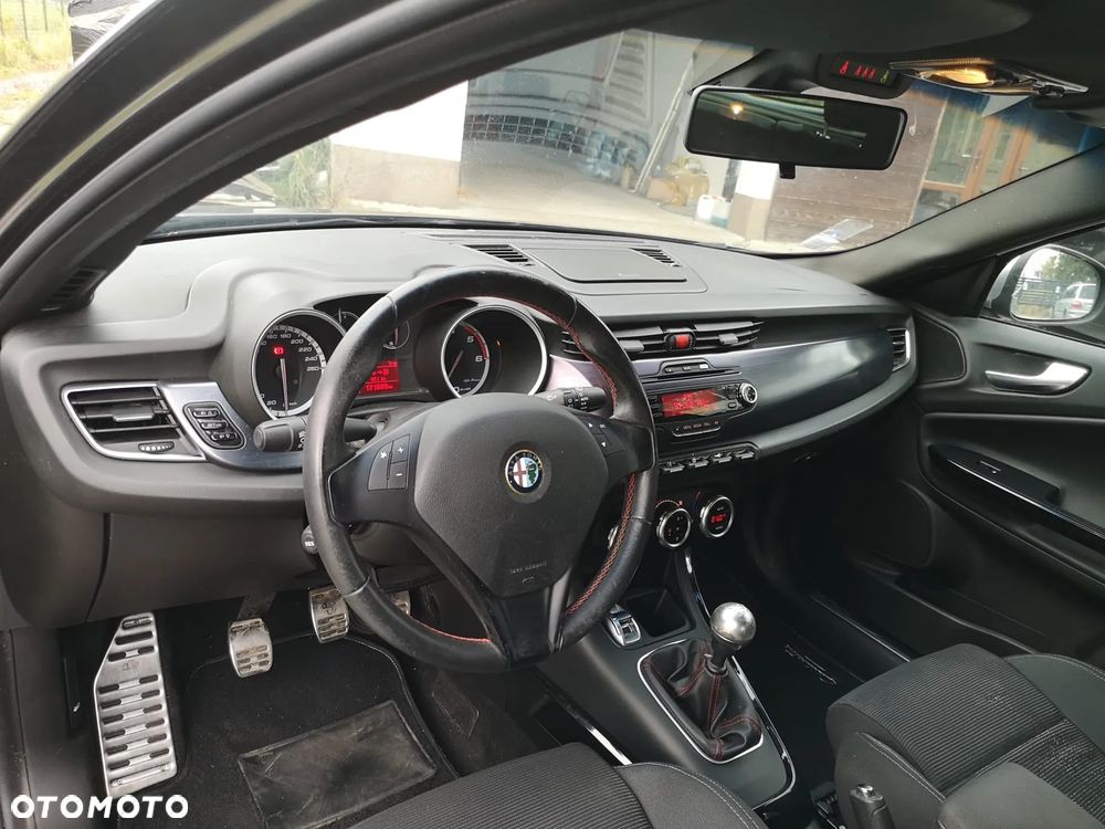Alfa Romeo Giulietta - 24