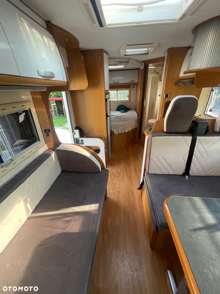 Mercedes-Benz sprinter - 24